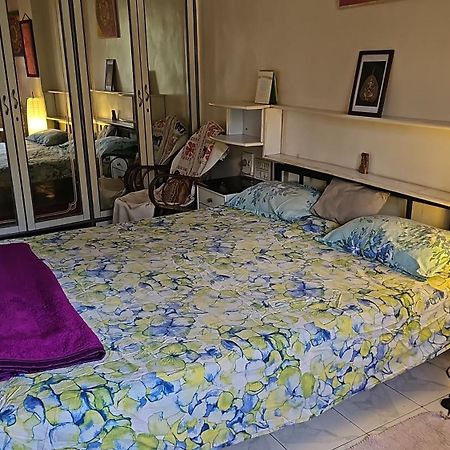 Laxmi Happy Home In 浦那 外观 照片